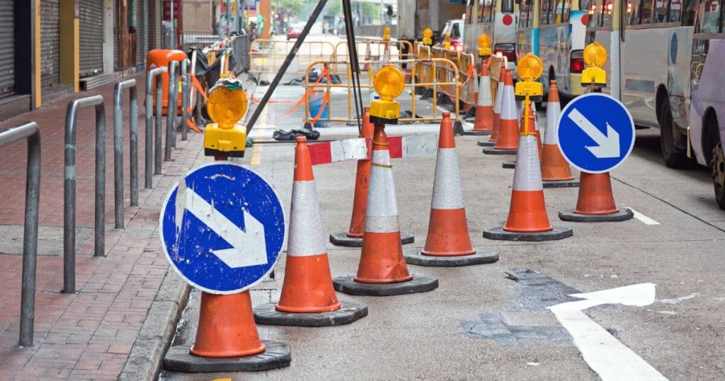 市區道路施工與封閉現場