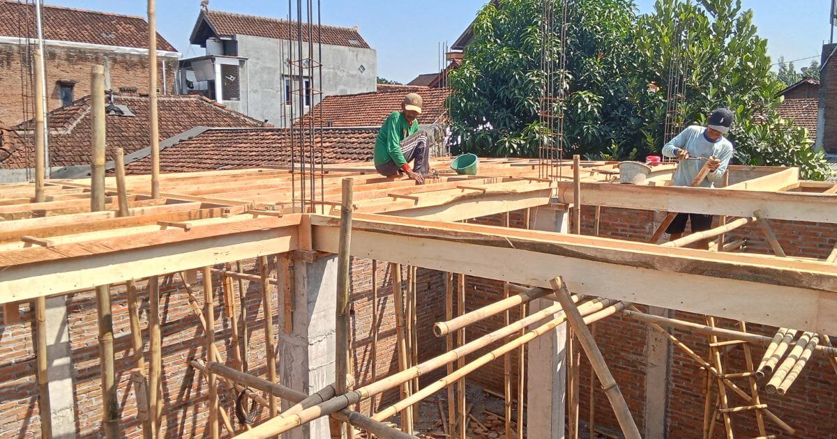 不規則土地建屋結構施工現場